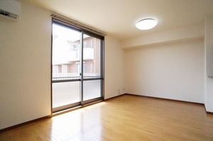 ソレール向原 103号-2