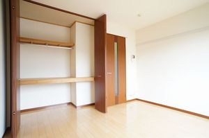 ラブラドール・アパートメント 205号-6