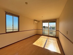 フローラルガーデンⅢ 202号-2