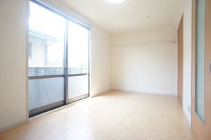 サン・リバティ 202号-2