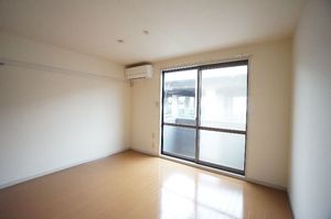カーサ三堂弐号館 103号-3