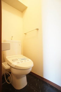 フラット赤井 203号-9