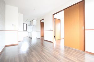 セレーノＡ 102号-3