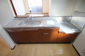 エモシオンＢ 202号-5