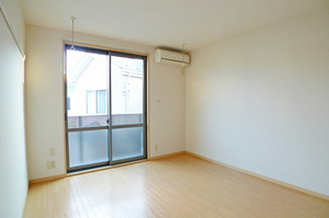 ハピネス中青木 202号-2