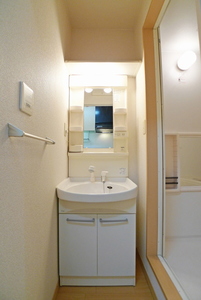 ハピネス中青木 202号-6