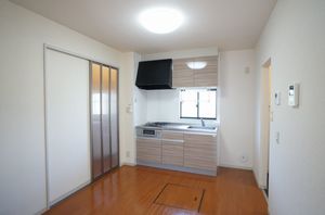 ハイツ石黒 103号-4