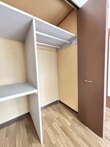 コートパインズ A 105号-5