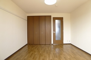 コートパインズ A 202号-3