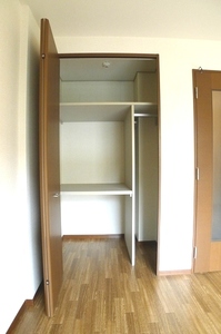 ロイヤルステージ２１ 102号-4