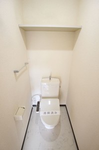 フォレストビューラ-参番館 202号-10