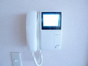 ヴィラ・セレソン 102号-5