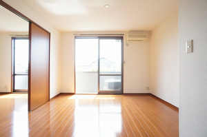 メゾン・アーク 202号-2