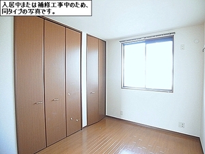 ファミーユ　ウエスト 201号-5