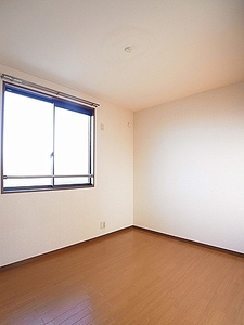 ファミーユ ウエスト 203号-6