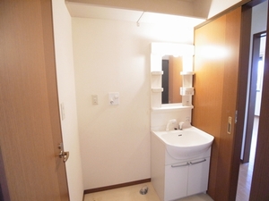 ファミーユ イースト 103号-11