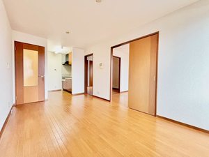 パーシモン淵江Ａ 201号-2