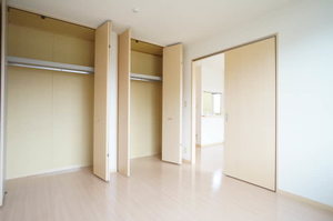 ヴィラ　ウィスタリア 201号-5