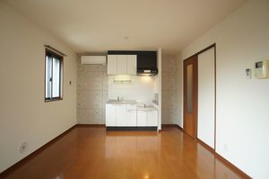 ブランドール大泉学園 201号-2