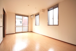 パインズ A 105号-2