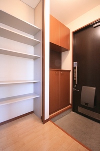 パインズ A 105号-7