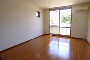 ソレアード・アキヒロ 102号-2