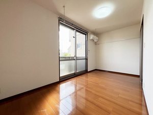 ソレアード・アキヒロ 103号-3