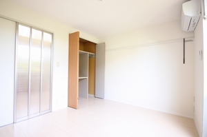 レジデンス　フジヨシＪ 103号-4