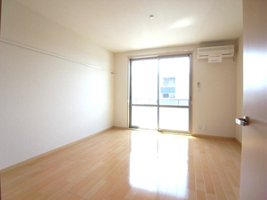 グランシャリオ 203号-3