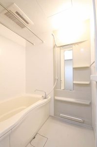 シャーメゾン・アトリオⅢ 101号-4