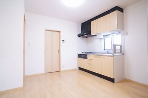 シャーメゾン・アトリオⅣ 102号-3