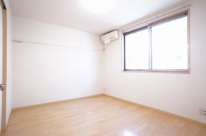 シャーメゾン・アトリオⅣ 102号-5