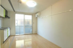 フォレスト桶川 101号-3