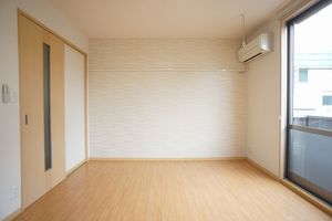 クレセント B棟 101号-2