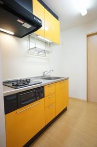 クレセント B棟 101号-8