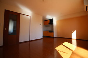 コンフォートレジデンス弐番館 102号-2