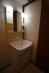 コンフォートレジデンス弐番館 102号-9