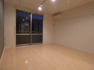 欅コート 203号-4