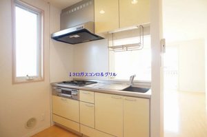 ビビアンローズＢ 202号-3