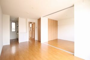 プルミエール 202号-3