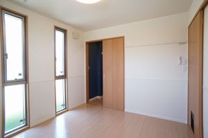 レジデンス西遊馬 103号-6