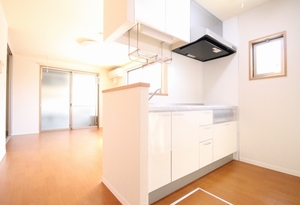 シャーメゾン春岡 102号-4