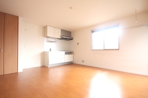 シャーメゾン春岡 201号-3