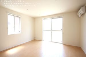 シャーメゾン　レミーラ 102号-2