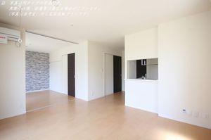 シャーメゾン　レミーラ 102号-3