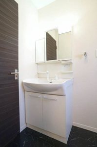 沙羅　Ｃｏｕｒｔ　Ａ 201号-9