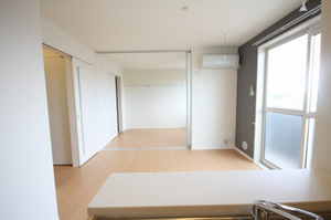 Ｓｕｎ　Ｌａｖｅｎｄｅｒ 302号-2