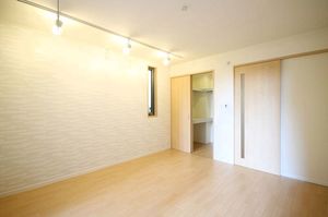 メゾンシルク 103号-2