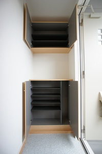 Ｓｏｌｅｉｌ　Ｆ．Ｔ． 201号-8