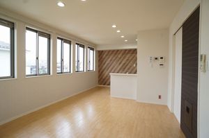 Ｌｕｍｉｅｒｅ　Ｄ 202号-3